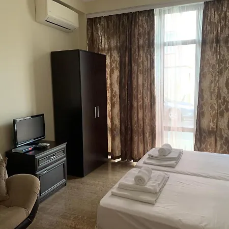 Apartament Park And Pool Nesebyr